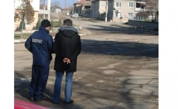  Взрив и във Ветово - мъж от комбинат "Сеново" е ранен, евакуираха деца