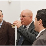  Един перничанин в танц по време на кризи