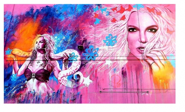 Бритни Спиърс със собствена изложба във Франция