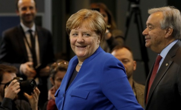 Безсмисленото обещание на Меркел за Либия