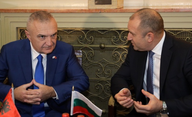 Румен Радев разговаря с президента на Албания Илир Мета в Йерусалим