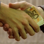 „Трансперънси интернешънъл“: България е на 67-мо място по корупция