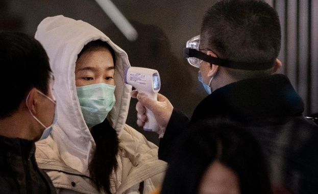 Китайският президент събра Политбюро заради коронавируса