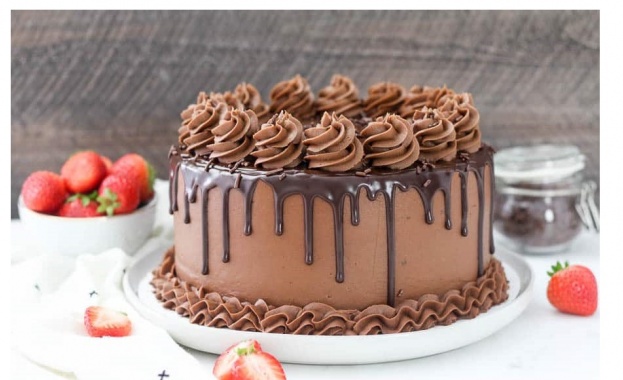 Родени на 28 март 