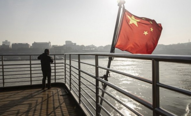 Китай инструктира туристическите агенции да преустановят пътуванията