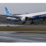 Първият Боинг 777Х кацна успешно в Сиатъл 