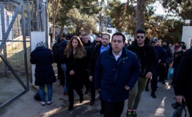 Гърция се опитва да тушира недоволството срещу мигрантите