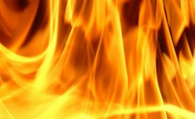 Евакуираха 400 туристи от горящ хотел в Пампорово
