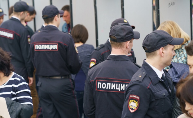 Евакуираха седем съдилища в Москва заради сигнал за бомба