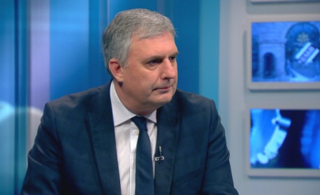 Ивайло Калфин: Всички, които се изживявят като вечни в политиката, бъркат