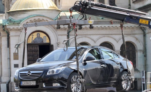 Софиянци подават средно по 8 сигнала на ден за неправилно паркирани автомобили