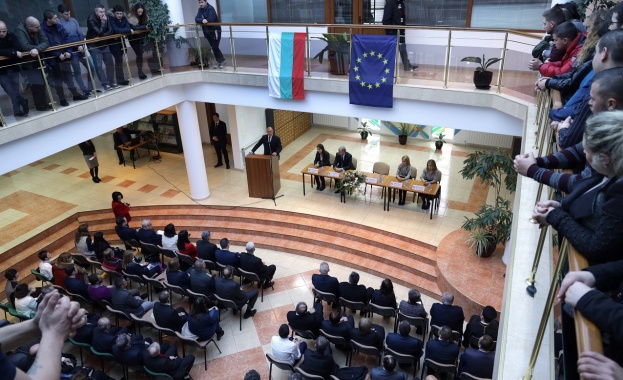 Президентът Радев: Няма малки и големи нации, има нации с малки и големи амбиции