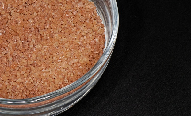 Замисляли ли сте се какъв брой е реална кафявата захар