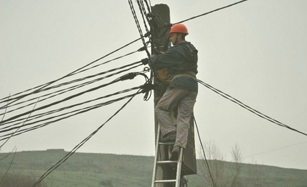 ЧЕЗ Разпределение възстанови електрозахранването на всички населени места в Западна България