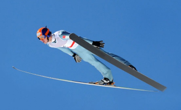 Владимир Зографски с най-добро класиране за сезона в Световната купа по ски скок