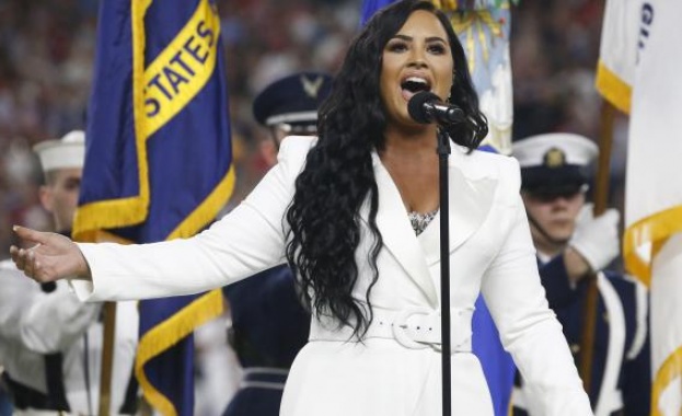 Деми Ловато със собствено токшоу