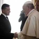 Зеленски бе на аудиенция при папа Франциск