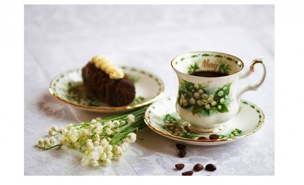 Водещи заглавия на първите страници в 24 часа Инфлуенсърът