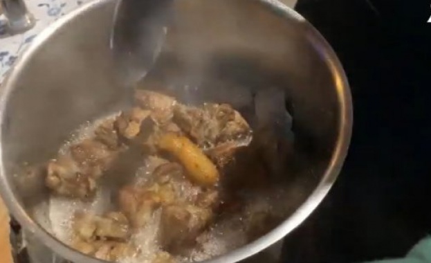 Пача, наденица с цитруси... Гърците печелят туристи с автентични храни