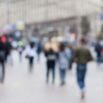 Човек, който се доверява на хората 