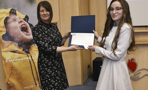 Sanofi подкрепя развитието на младите лекари в България