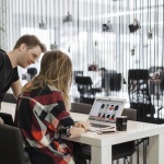 Най-голямата онлайн модна търсачка в Европа GLAMI предлага нов подход в онлайн пазаруването и в България