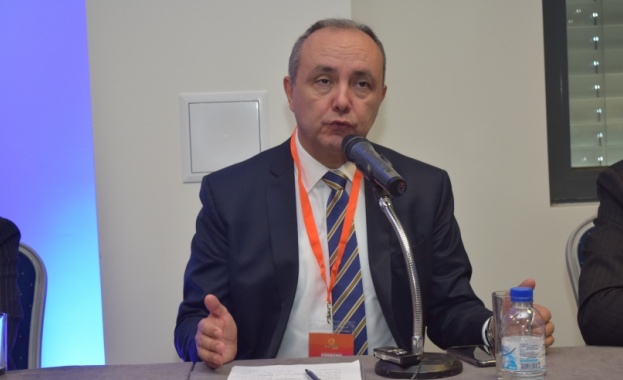 Теодорос Караоглу:  Мигрантският проблем засяга Европа като цяло, а не само Гърция