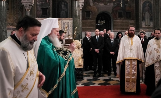 С учредяването на Екзархията през 1870 г българският народ се