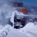 Затвориха автомагистрала “Тракия” между Бургас и Зимница поради силни снегонавявания и намалена видимост