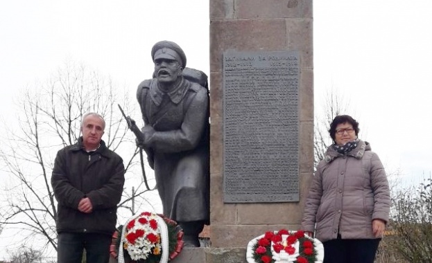 Тържествено честване на 142-годишнината от освобождението на България се проведе