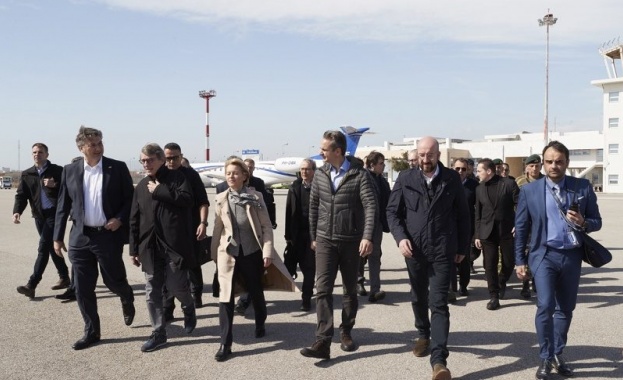 Европейската комисия ЕК отпуска на Гърция 700 милиона евро за