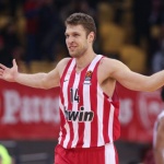 Александър Везенков пак е №1 в Евролигата