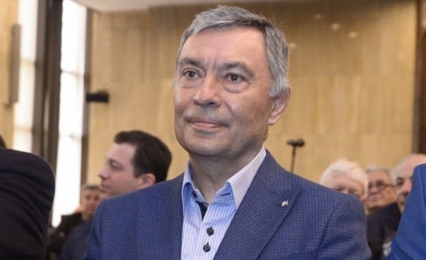 Българската държава е поискала екстрадицията и на номиналния собственик на