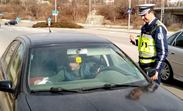 Продължават проверките пловдивската полиция по линия наркоразпространение на територията на