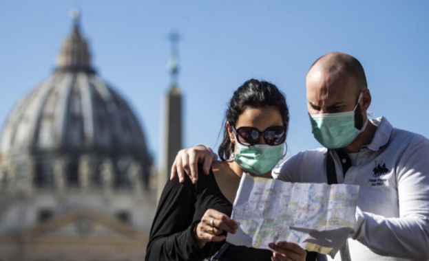 Здравната система на Италия на ръба – за месец над 27 000 медици са заразени с вируса 