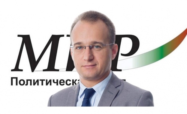 Председателят на партия МИР (Морал, Инициативност, Родолюбие) Симеон Славчев се