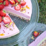 Родени на 6 март 