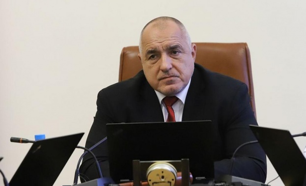 Прогнозите са че септември ще е пикът на коронавиуса заяви