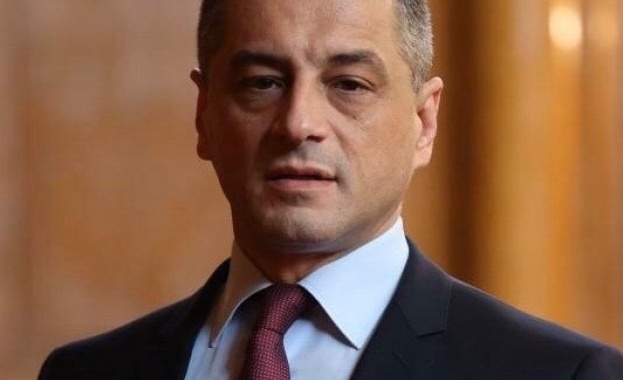 Отговорността на една партия в парламентарна демокрация е точно сега