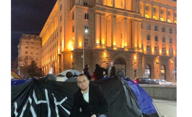 Призовавам всеки българин който иска оставката на това управление който