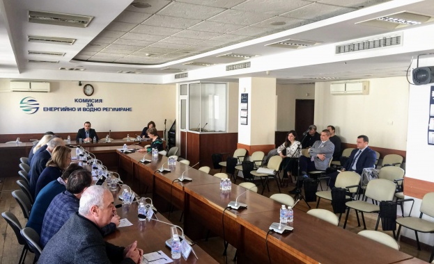Комисията за енергийно и водно регулиране в пълен състав проведе