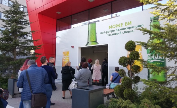 Във връзка с разпространението на COVID 19 в страната и обявеното