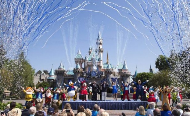 От днес американският щат Ню Йорк ще забрани събирания на