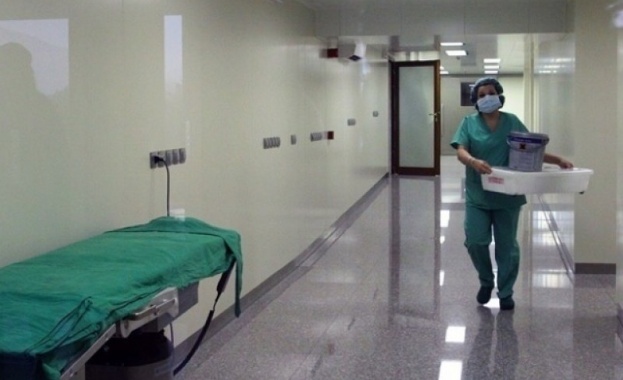 Възрастна жена е починала в МБАЛ Св Мина днес Тя