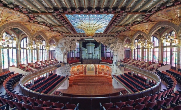 Само преди няколко дни най големият оперен театър в света Метрополитън