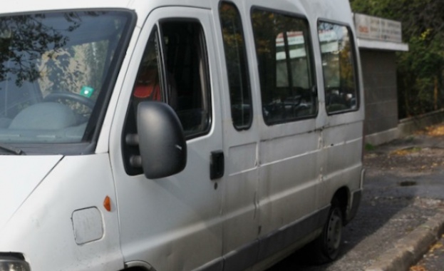 Работещи в София жители на Своге и общината негодуват от новите разписания на автобусите