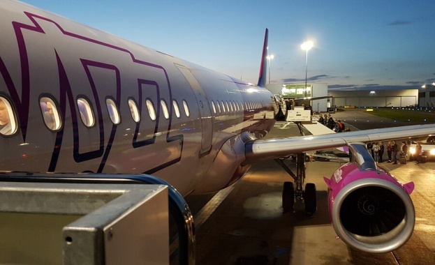 Wizz Air с 25% отстъпка* днес за всички полети до Гърция, Кипър, Дания и Швейцария