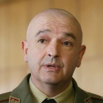 Ген. Мутафчийски: Не е време за празници, останете си вкъщи