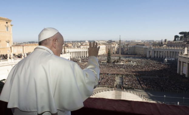 Папа Франциск съобщи, че тази седмица ще отправи извънредно благословия