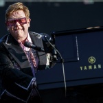 Елтън Джон напусна Twitter